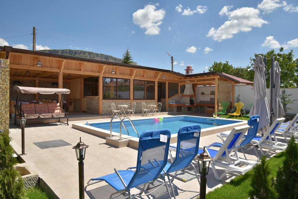 Guest House Zlateya Мадара Экстерьер фото