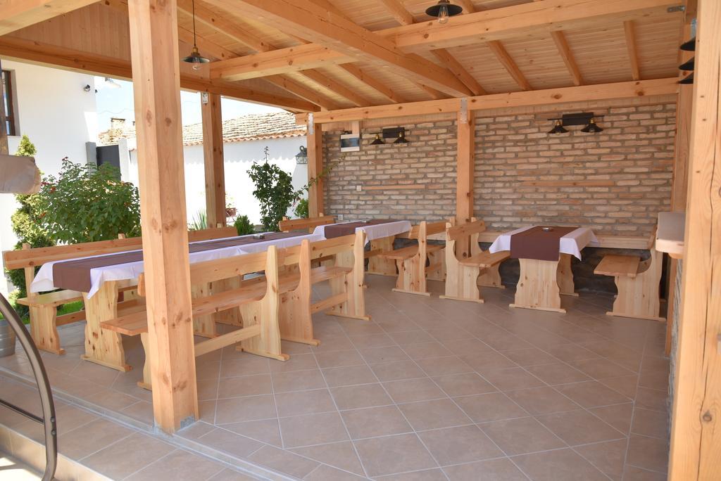 Guest House Zlateya Мадара Экстерьер фото