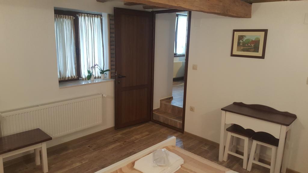 Guest House Zlateya Мадара Экстерьер фото